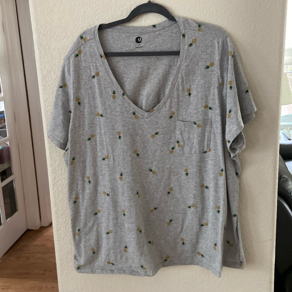 Women’s plus size top